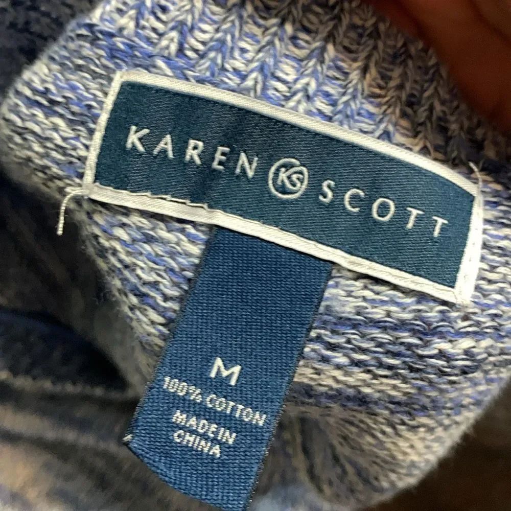 3for$20 sweater medium - Picture 3 of 3